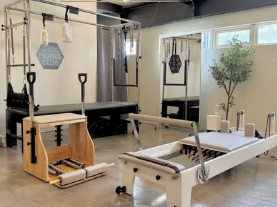 GEEK PILATES CLUB*｜ピラティススタジオ