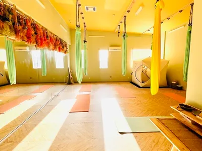 YOGA SALON -Yuj-ユジュ